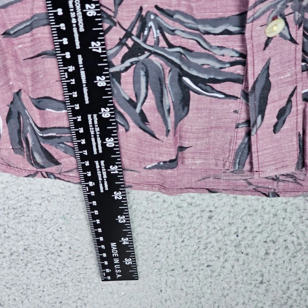 Travis Mathew Button Up Men XL Mauve Floral Leaf Print Short Sleeve Shirt